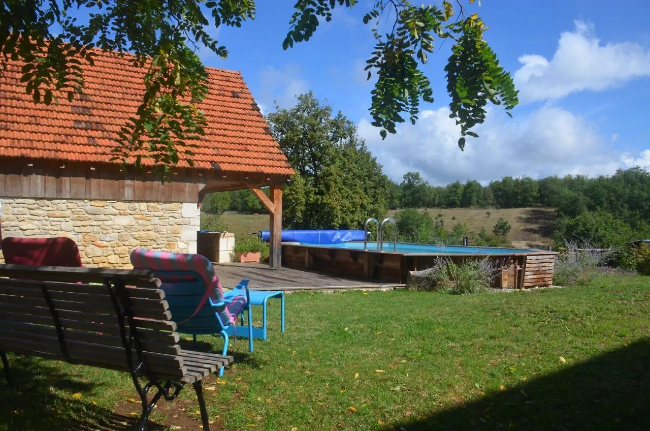Cuzance L'Ere Du Temps Bed & Breakfast フランス